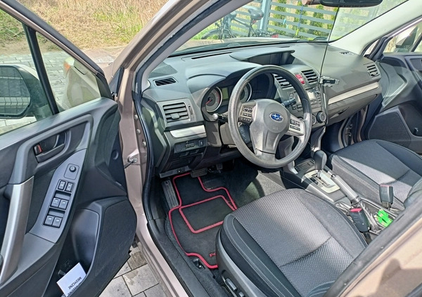 Subaru Forester cena 50900 przebieg: 148000, rok produkcji 2015 z Warszawa małe 172